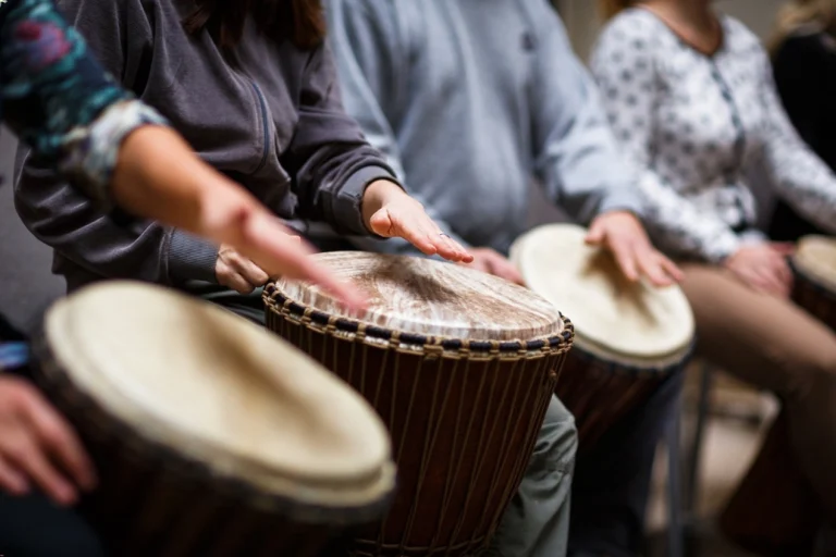 How Art and Music Therapy Support Emotional Healing in Young People